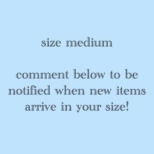 🌿 SIZE MEDIUM ITEMS BELOW! 🌿